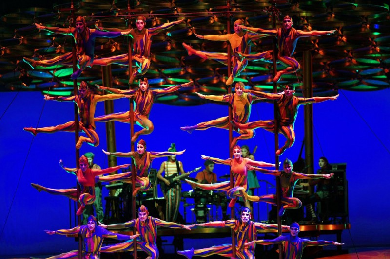 http://img5.arrivo.ru/eccb/d7/32769/6/USA-Las-Vegas-Show-Cirque-du-Solei(flickr.com-Adela_Foster).jpg