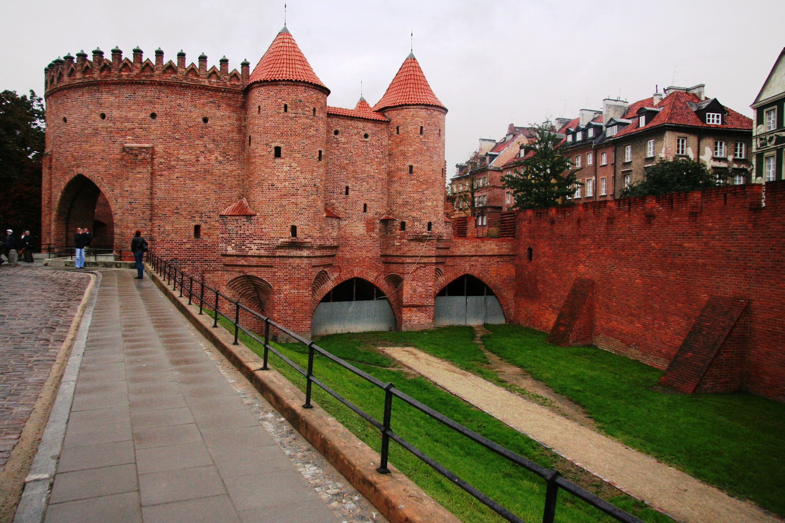 Барбакан. Польша Барбакан Варшава. Барбакан (Краков). Барбакан замка. Цитадель Варшава.